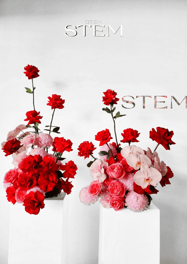 PLINTH ARRANGEMENTS TO SUIT YOUR STYLE FOR EVENTS AND WEDDINGS